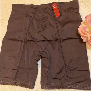 Lacy high waisted seamless shorts tummy co…